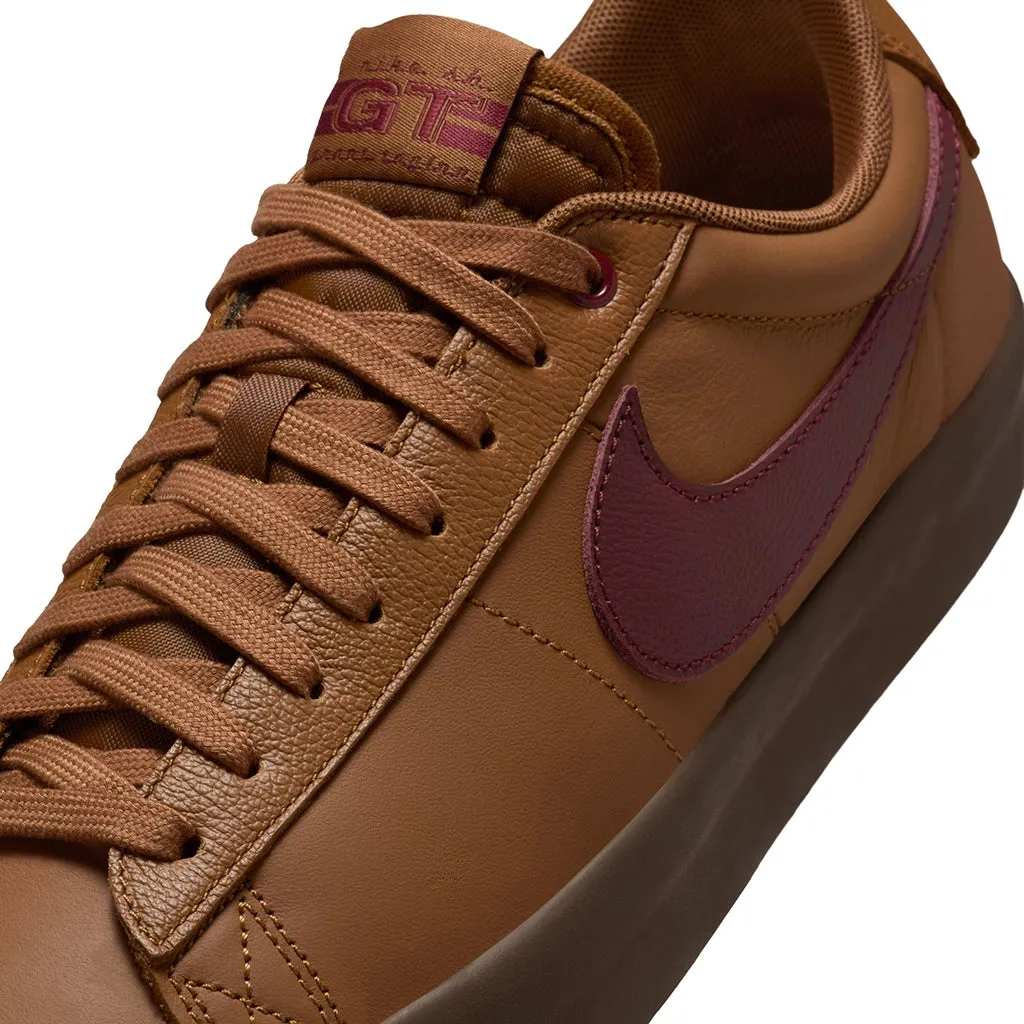 Abrasion Resistance Nike SB Zoom Blazer Low Pro GT Shoes