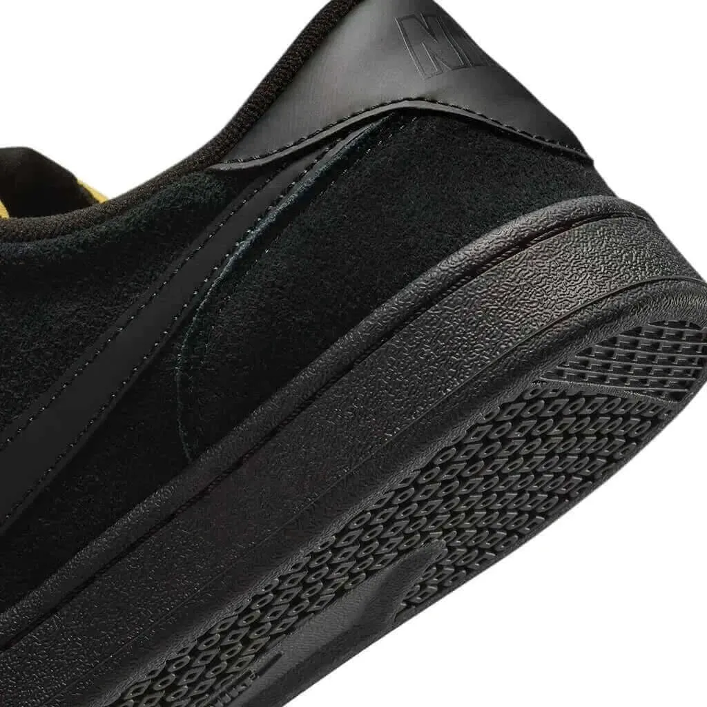 Fashion Driven Weekend Vibe Nike SB FC Classic Shoe