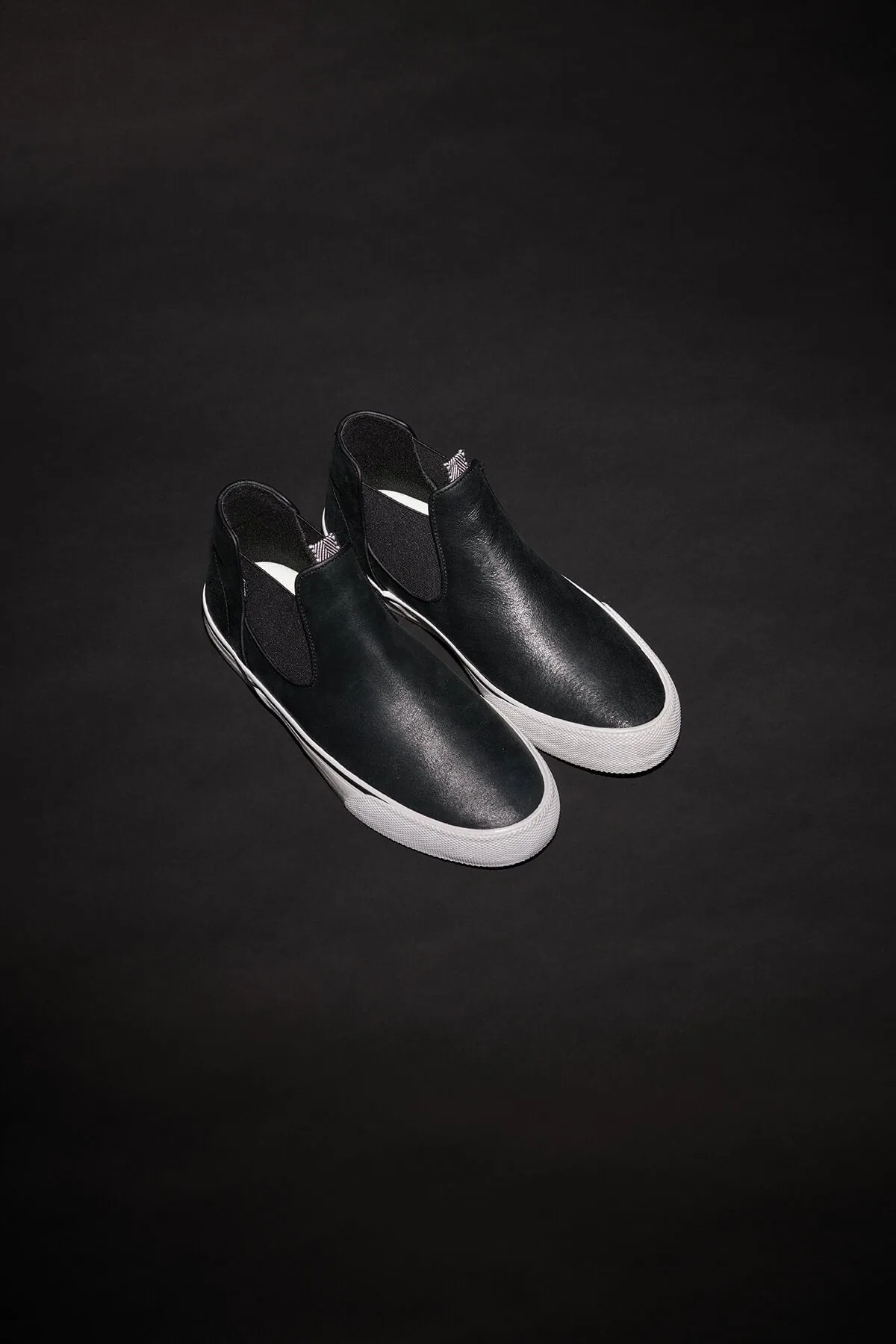 Plush Ride Dover - Black Distress/Gillette - Shoes