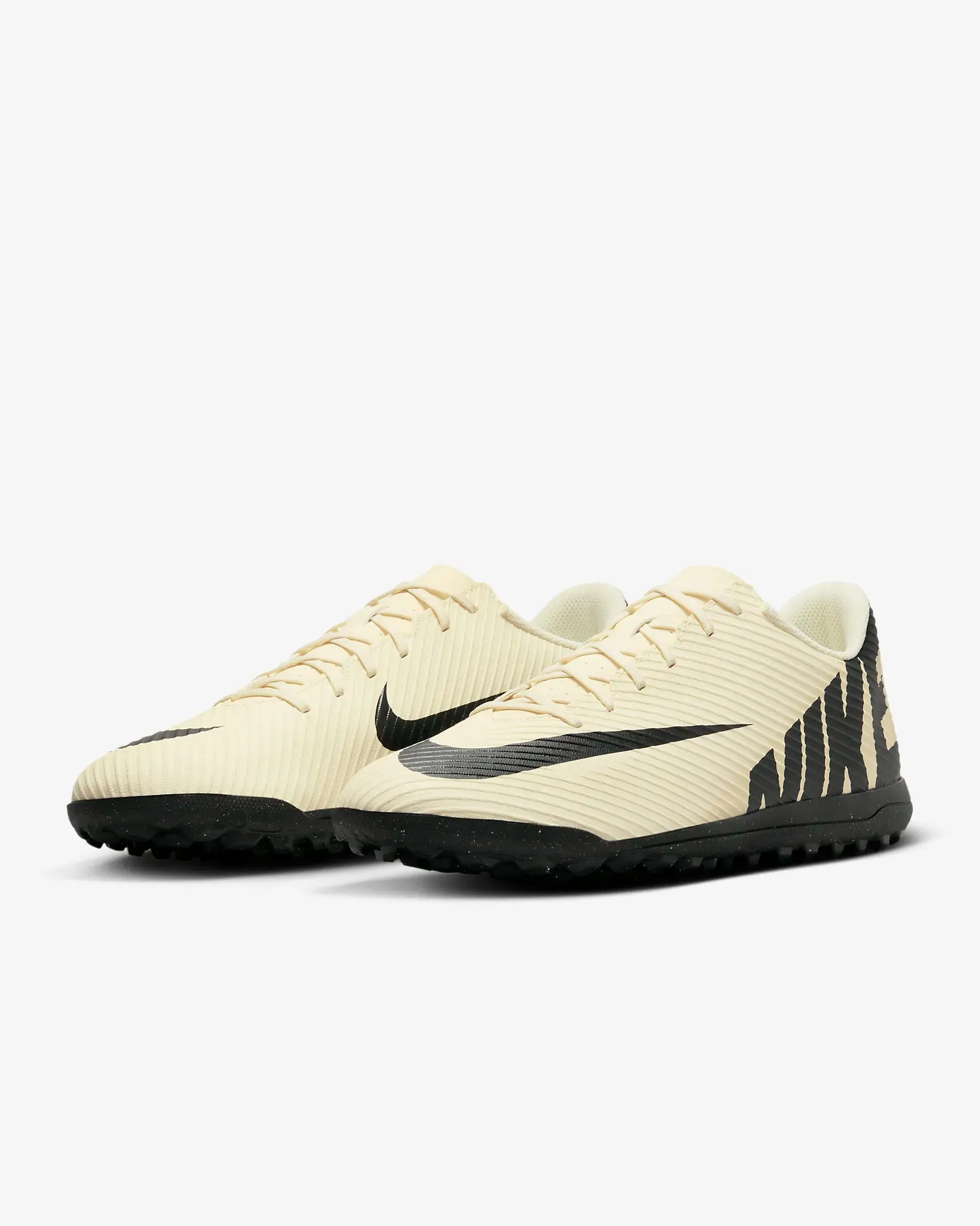 Sporty Appearance Mercurial Vapor 15 Club Turf Low-Top Soccer Shoes