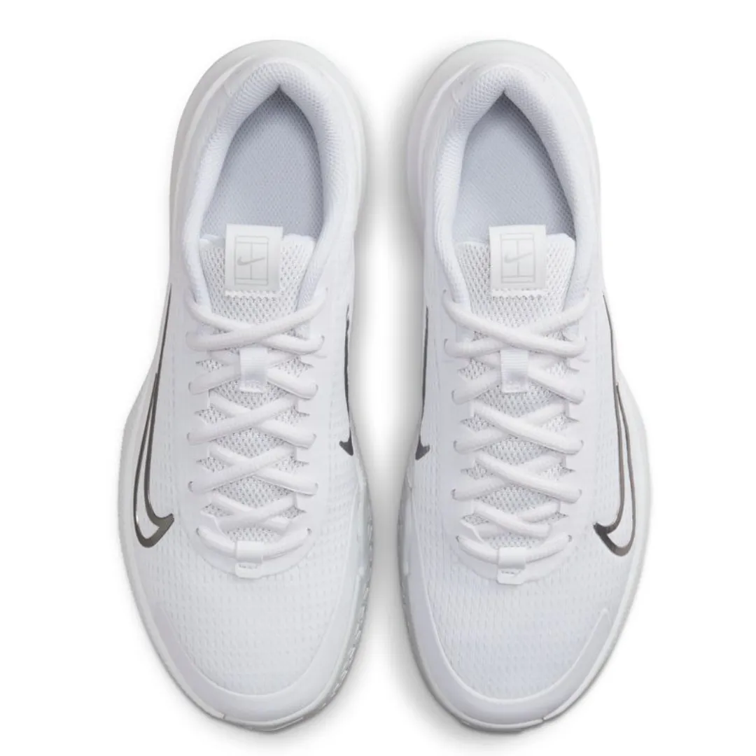 Reinforced toe Nike Vapor Lite 2 HC Women Hard-Court Tennis Shoes - White/Metallic Silver-Pure Plantinum