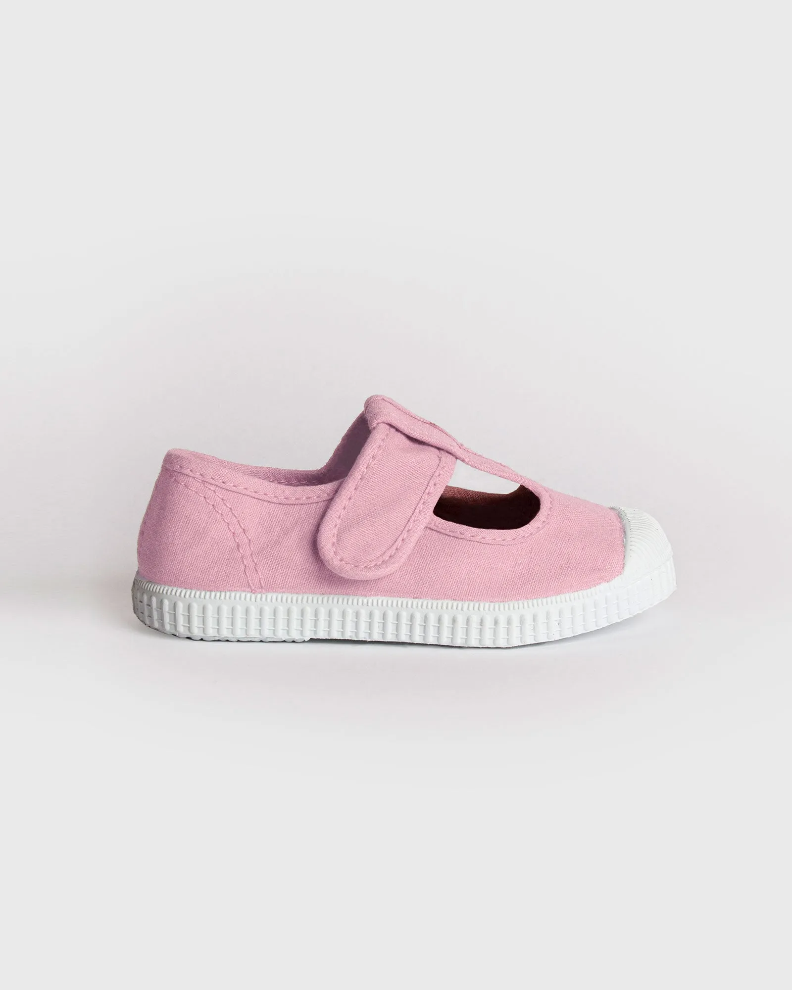 Desert Jog Explore City Hampton Canvas Champ Shoes in Rose