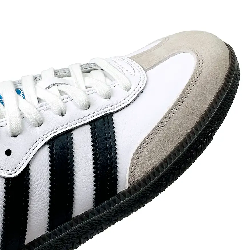 Trend Ride Flexible Cushion Adidas Skateboarding Samba ADV Shoe