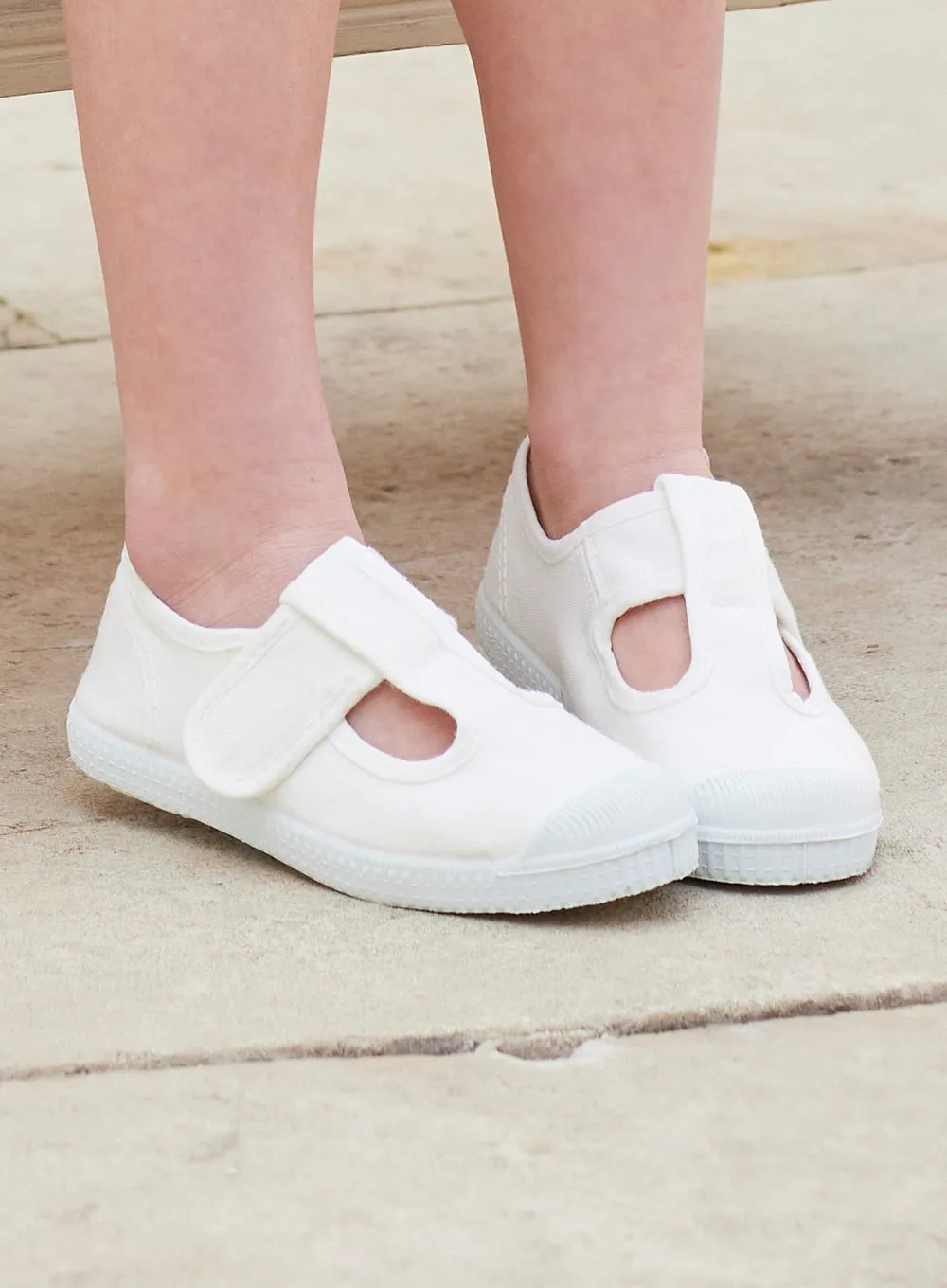 Hampton Canvas Champ Shoes in White Lake Step