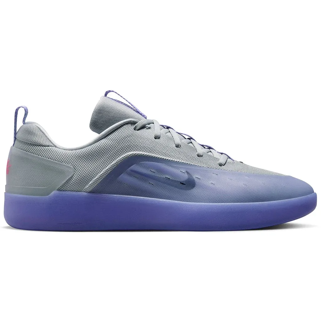 Outdoor Grip Nike SB Zoom Nyjah 4