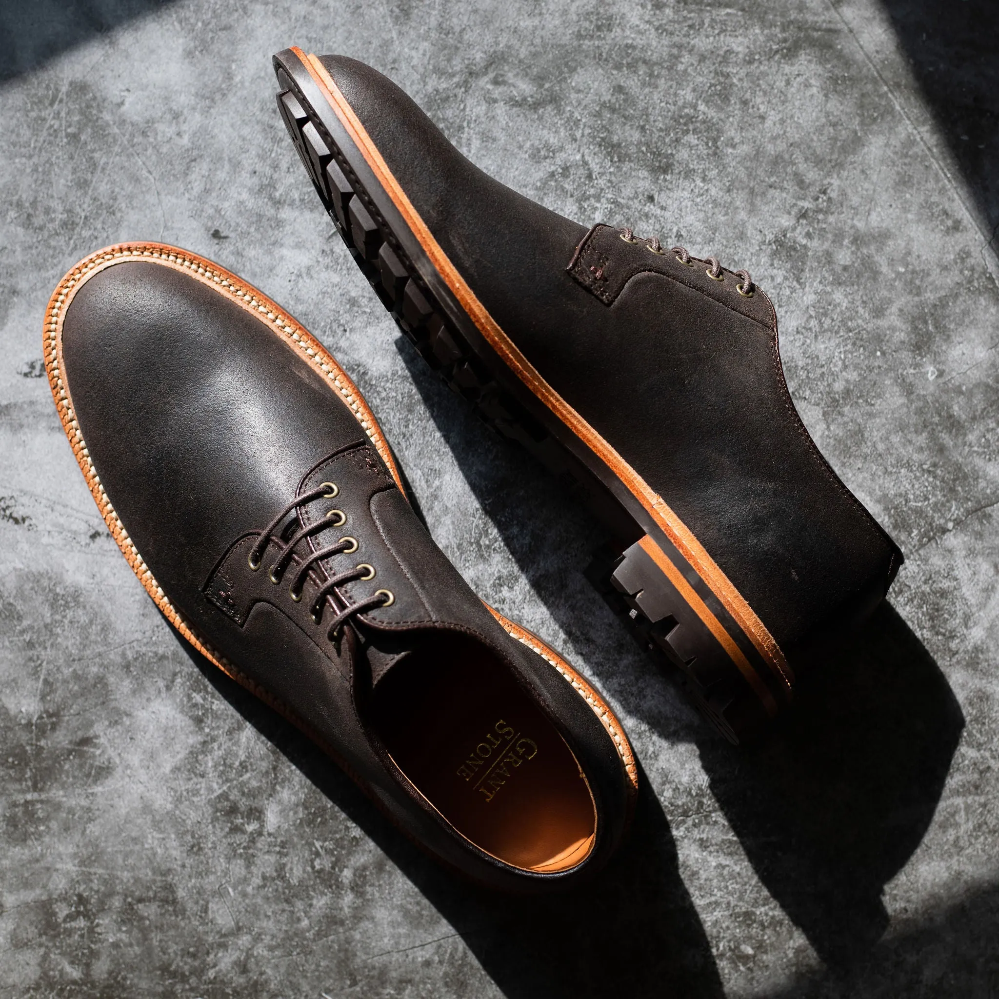 Plain Toe - Earth Waxed Commander Smart Step On Outdoor Wear