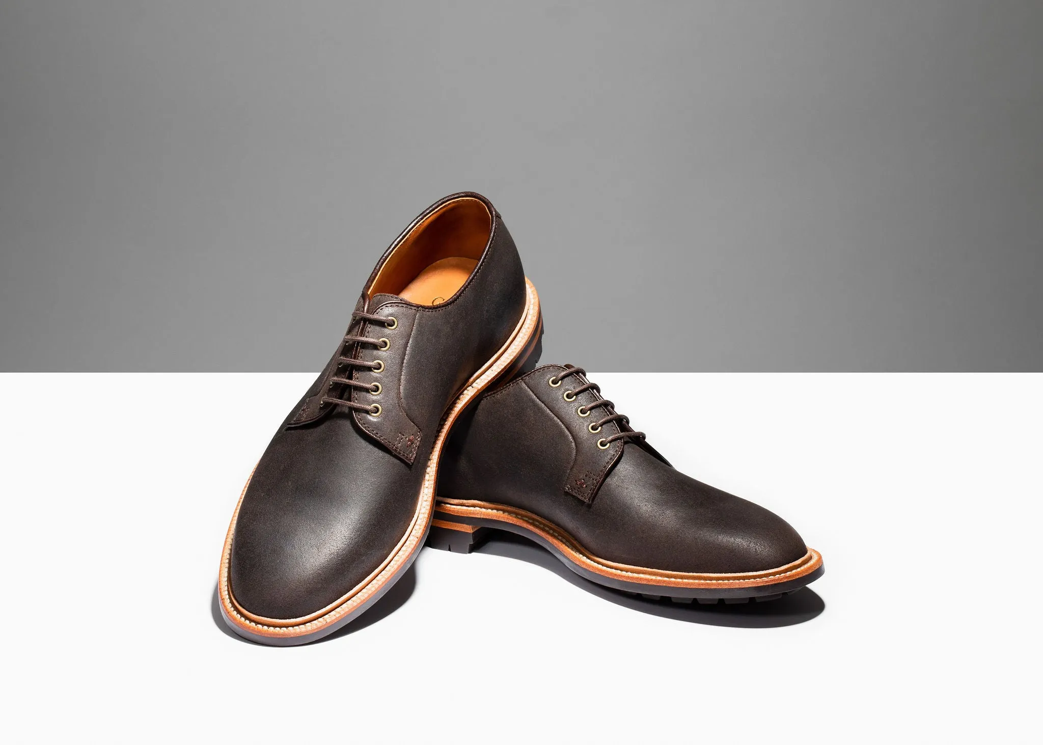 Sharp Step Plain Toe - Earth Waxed Commander