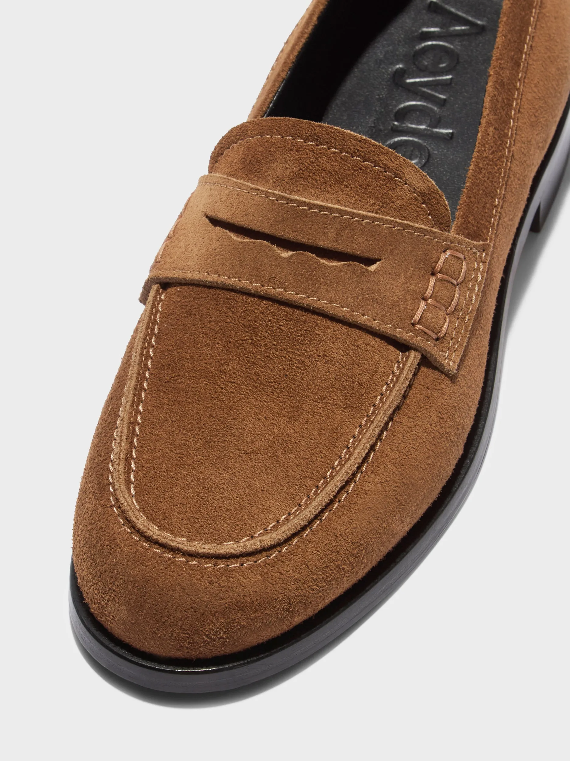 Versatile Design Trail Run Oscar Suede Loafers