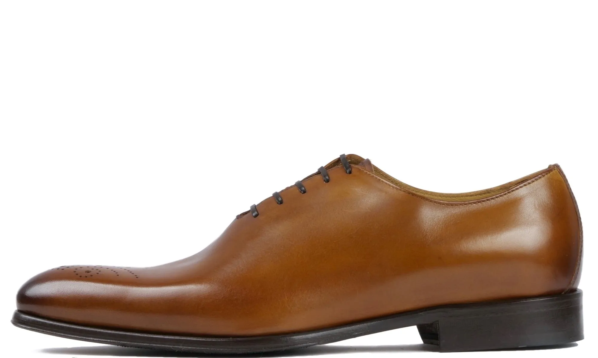 Ellington Wholecut Brogue Tan Sharp Finish Chic Step Look