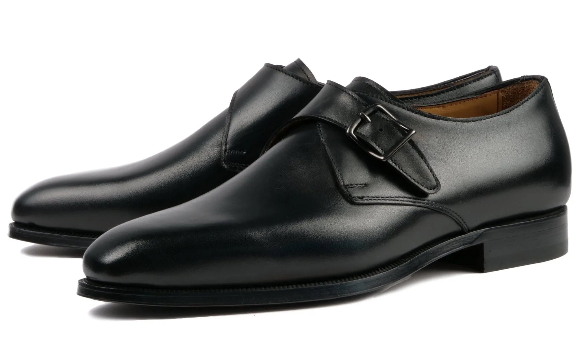 Refined Comfort Calm Edge Brooklyn Single Monk Black