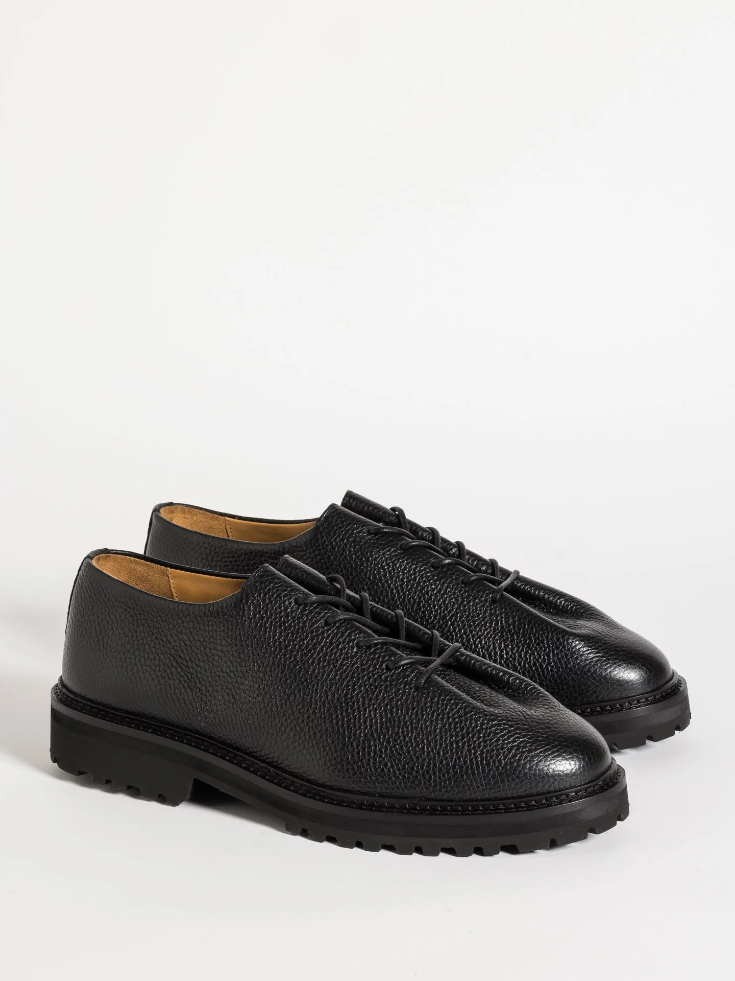 EDOUARD LUG GRAINED BLACK Perfect Step