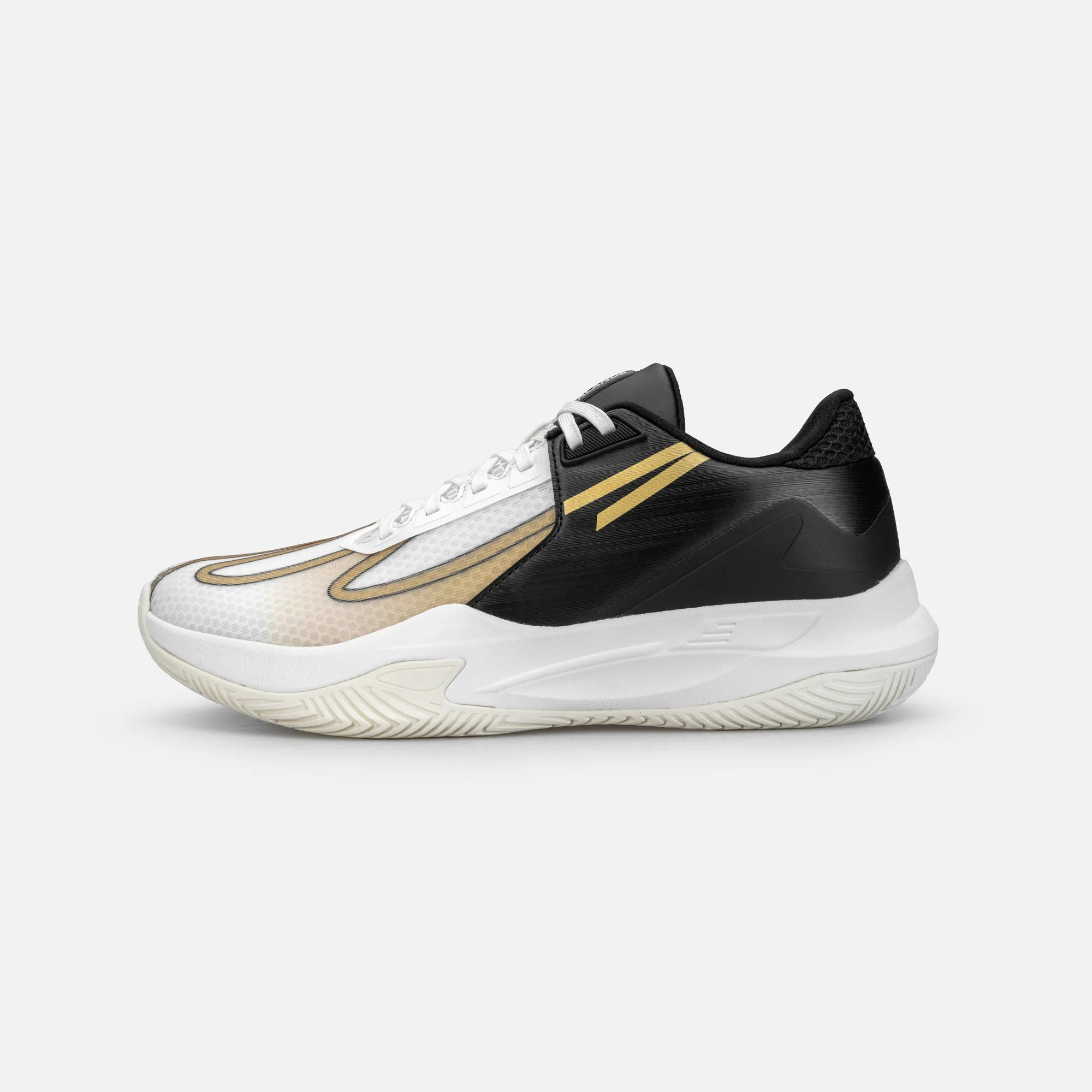 CLUTCH SHOT Perimeter Stabilization Asymmetric Lacing System