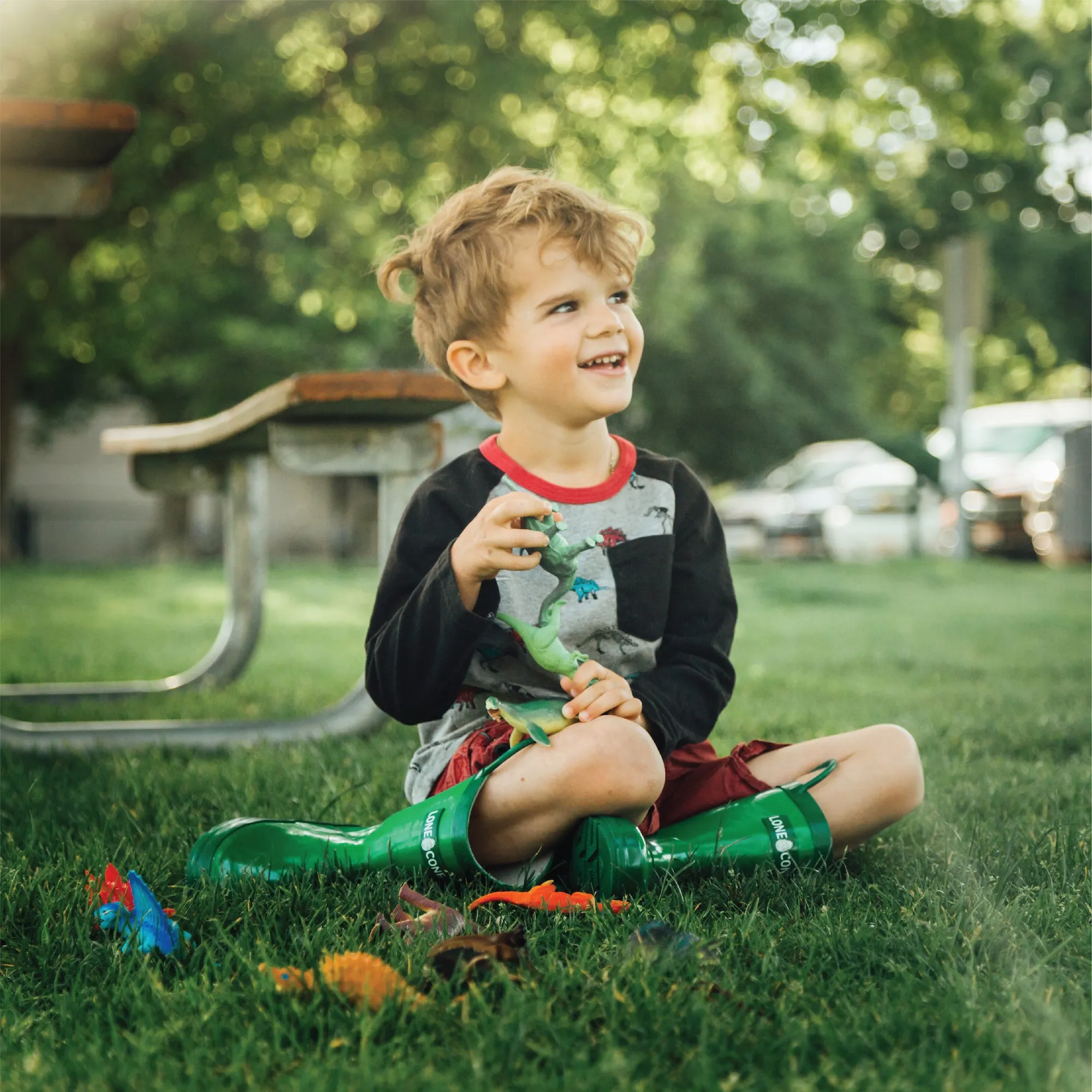 fast walking Quick Walk Grassy Green Rain Boot