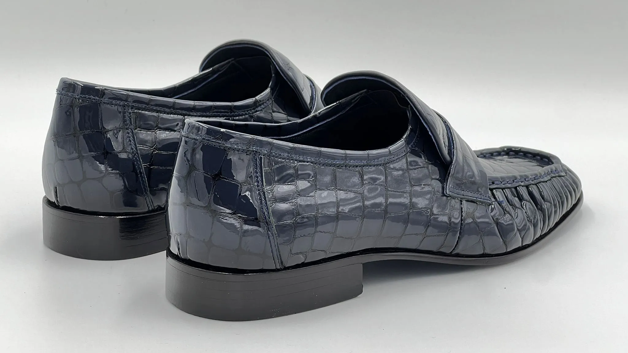 Style: 24144-Navy Icon Edge forest walk