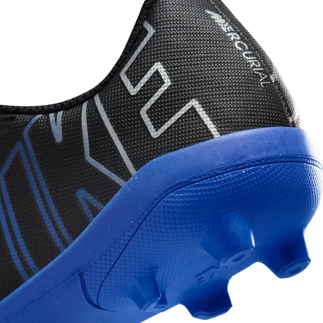Jr Vapor 15 Club Mg Soccer Shoes warm - up - area shoes
