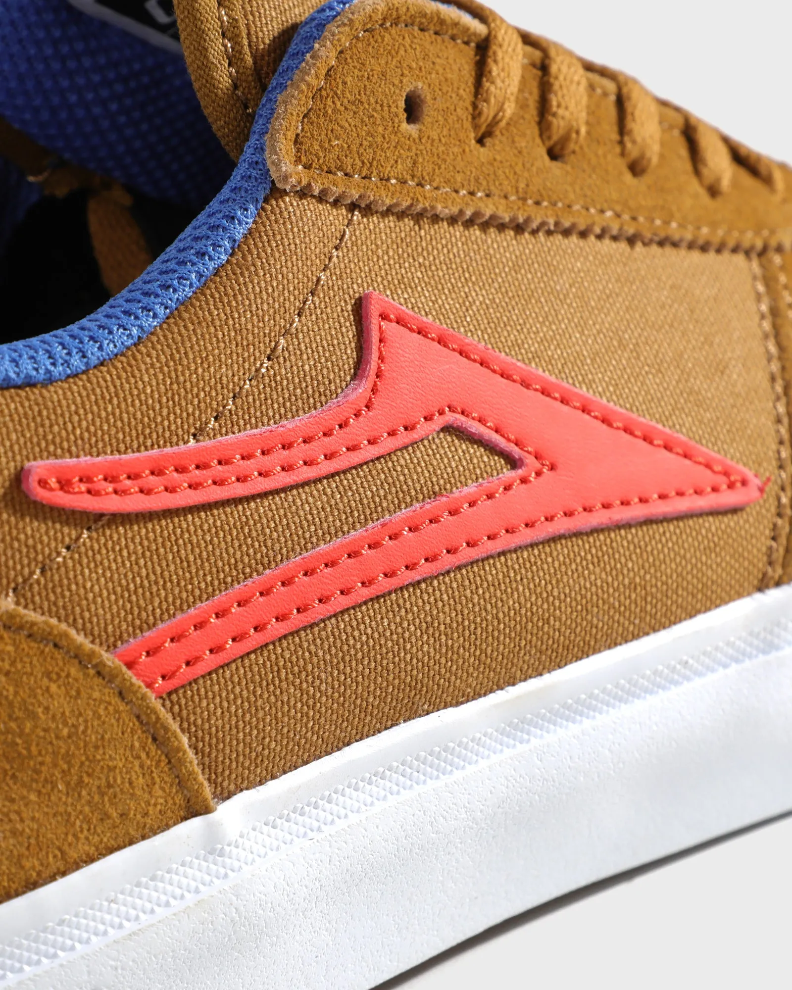 Manchester - Walnut Suede Suede Soft