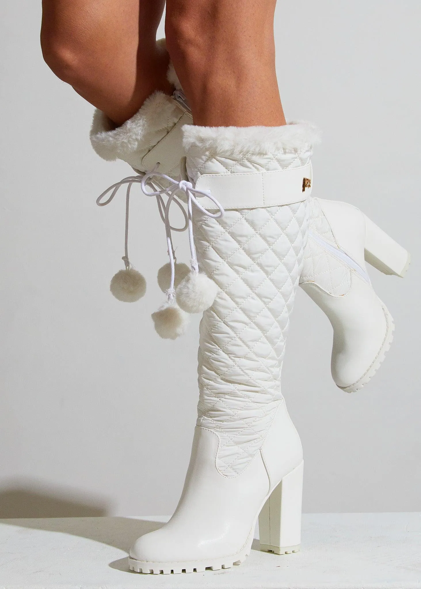 Comfortable Aspen Puffer Boot