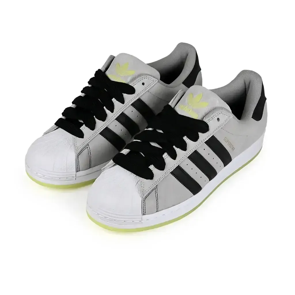 Comfort Shape Adidas Skateboarding Superstar ADV Shoe