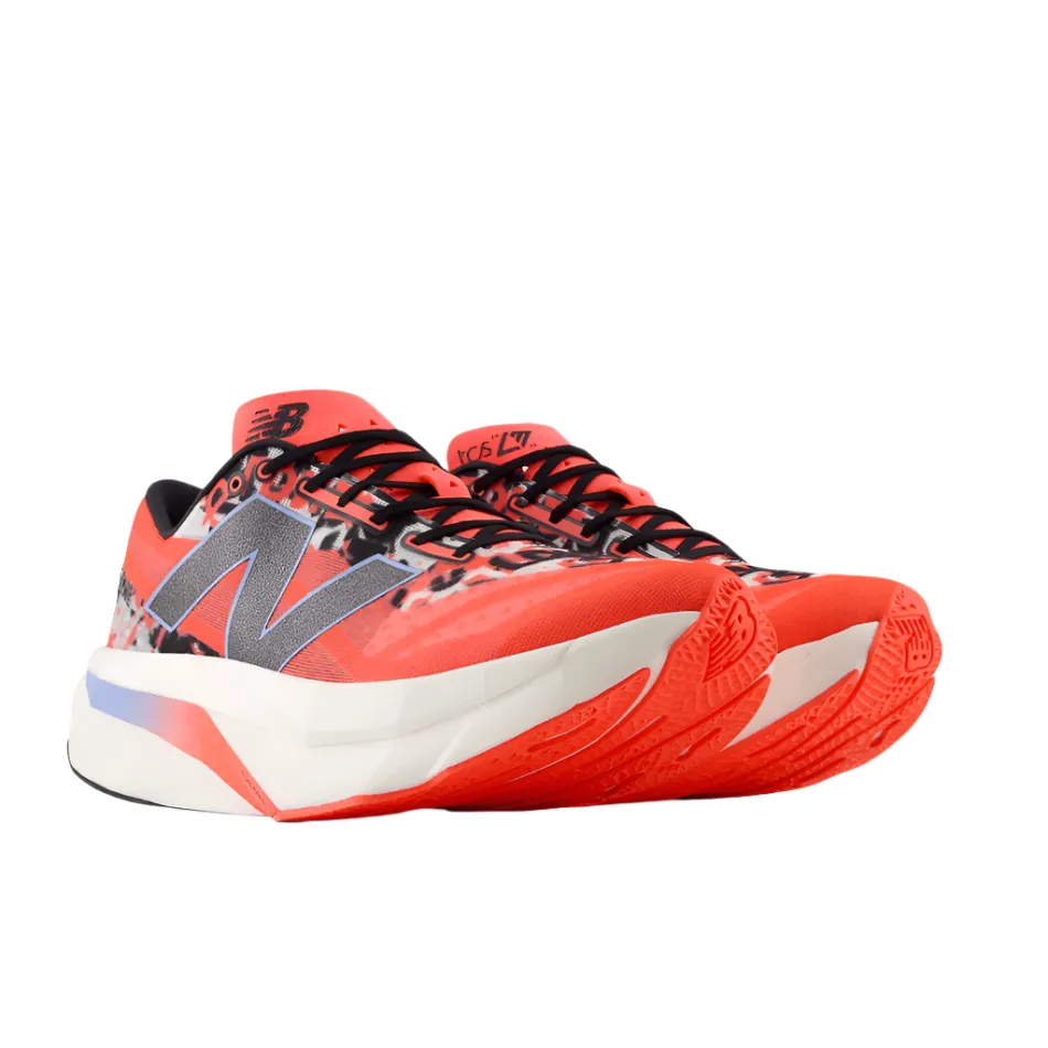 straight - away track running shoes New Balance Men's FuelCell SuperComp Elite V4 Running Shoes London Edition SS25