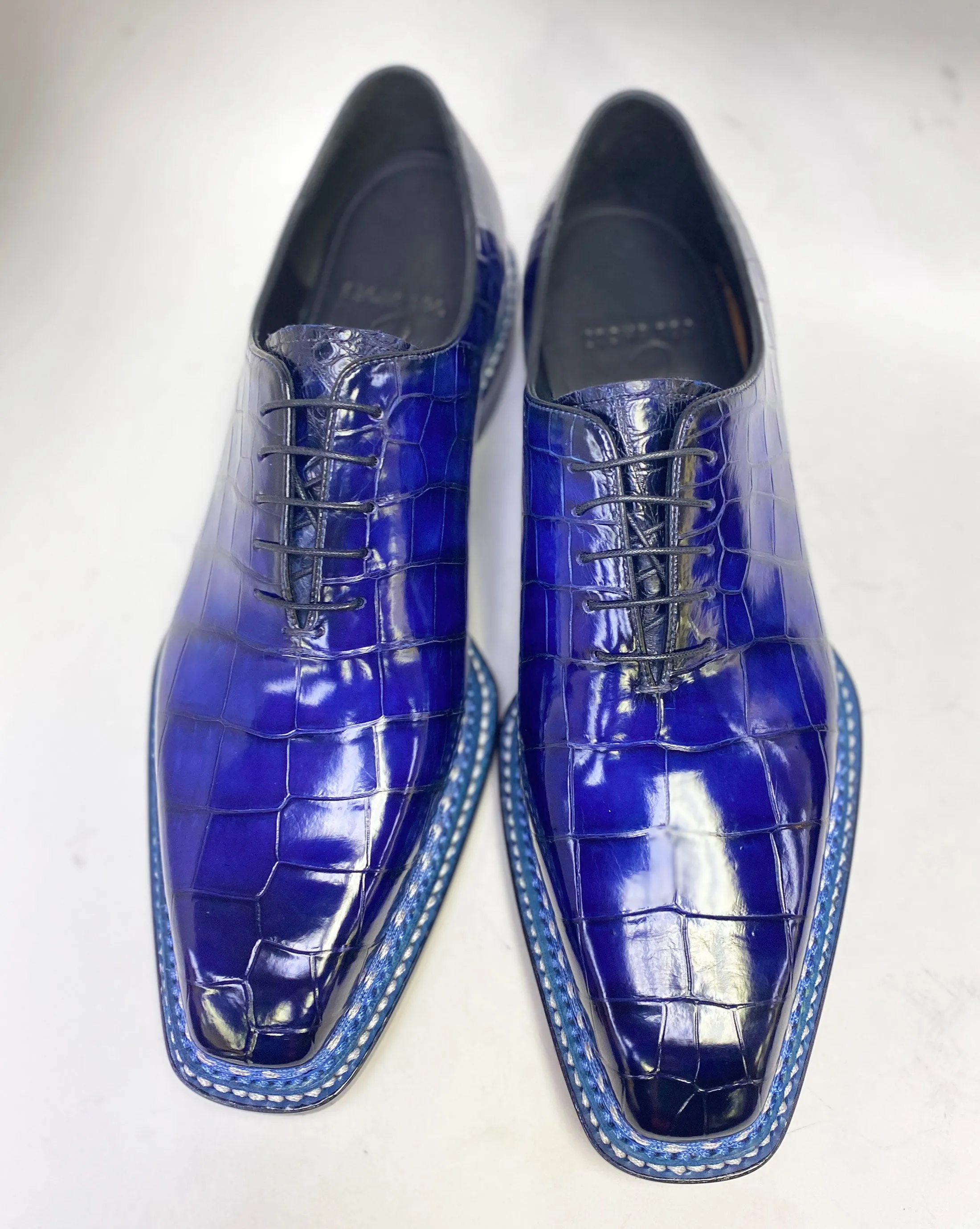 Style: Ghost-Navy Light Run Commute Light