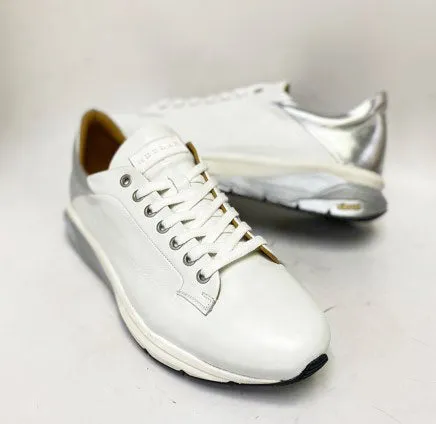 Style: 21281-White/Silver Pearl Shine