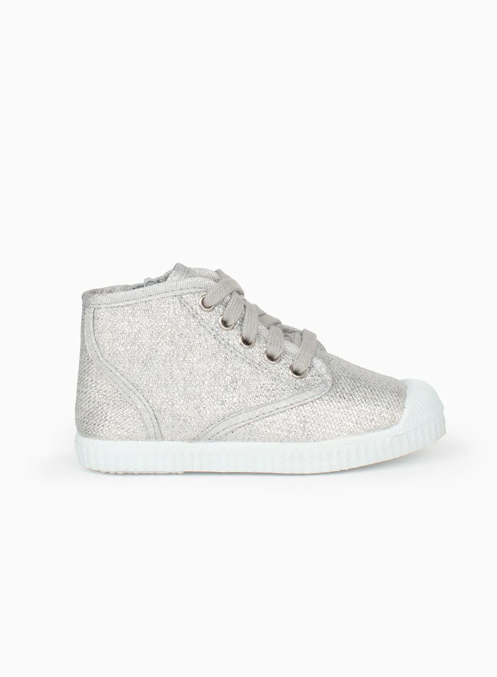 Hampton Canvas Chatham in Silver Slow Living party look