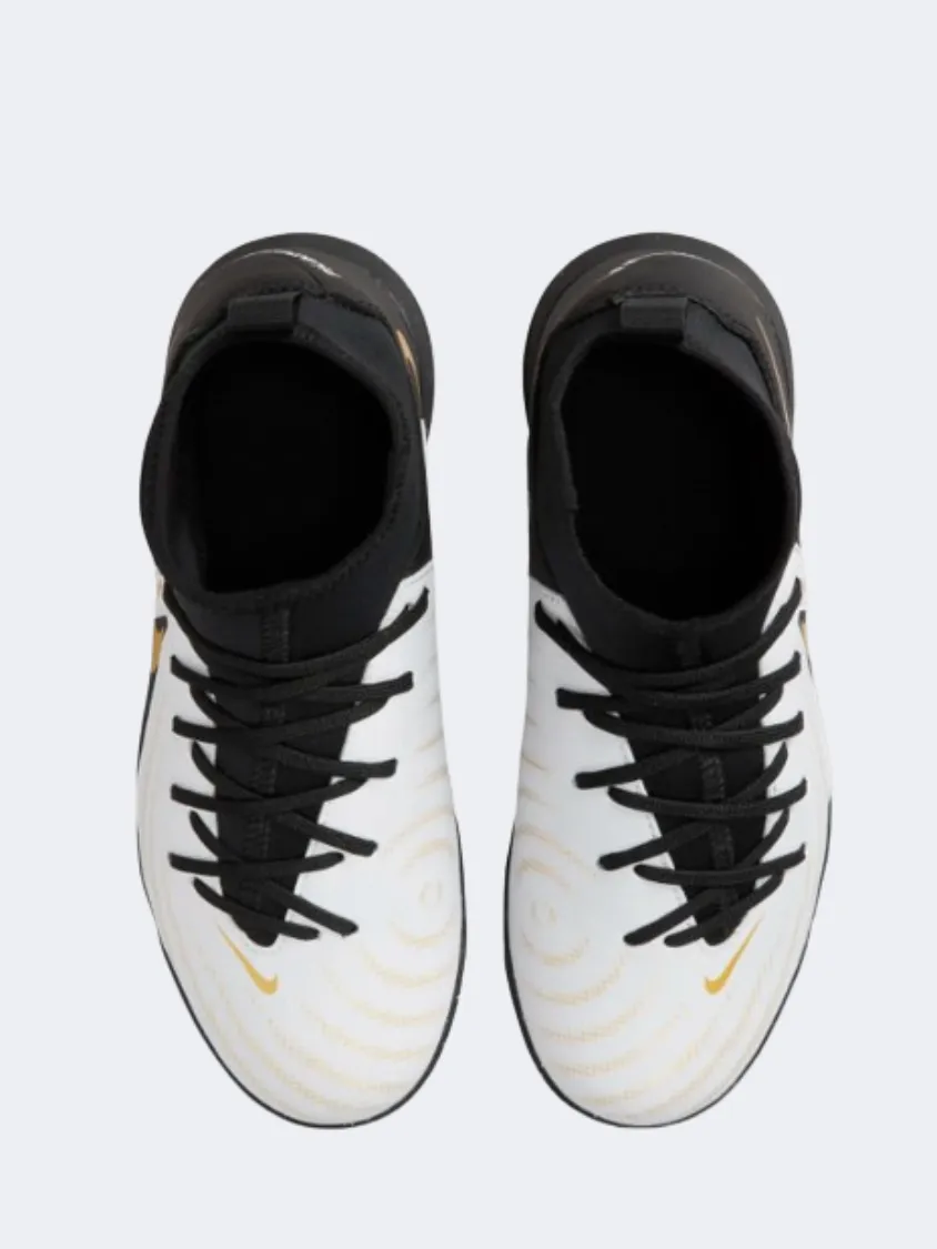 extreme - weather shoes Nike Phantom Gx Ii Club Gs Boys Football Shoes White/Gold/Black