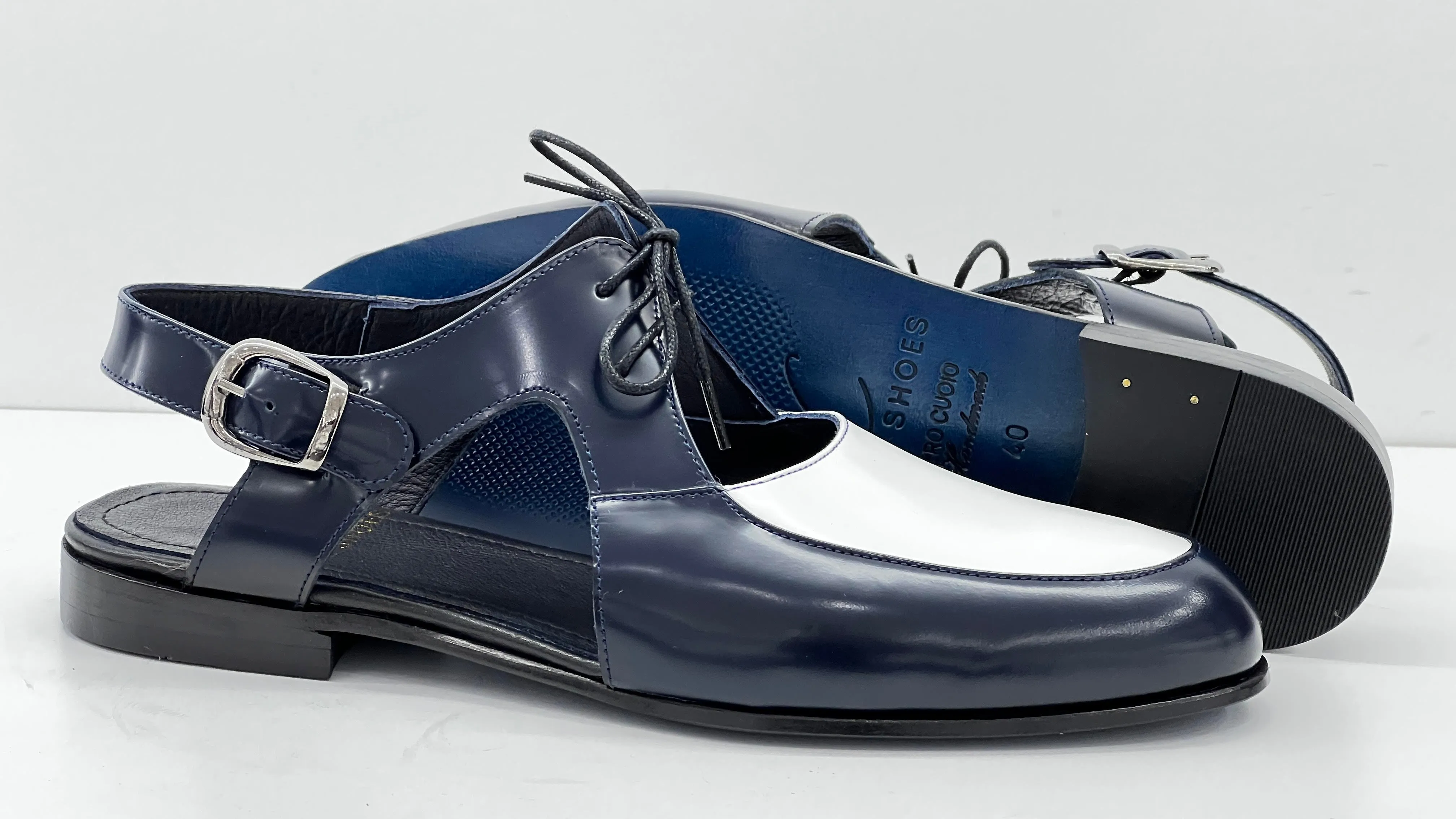 Style: S455-Navy/White Beauty Walk Ventilation holes
