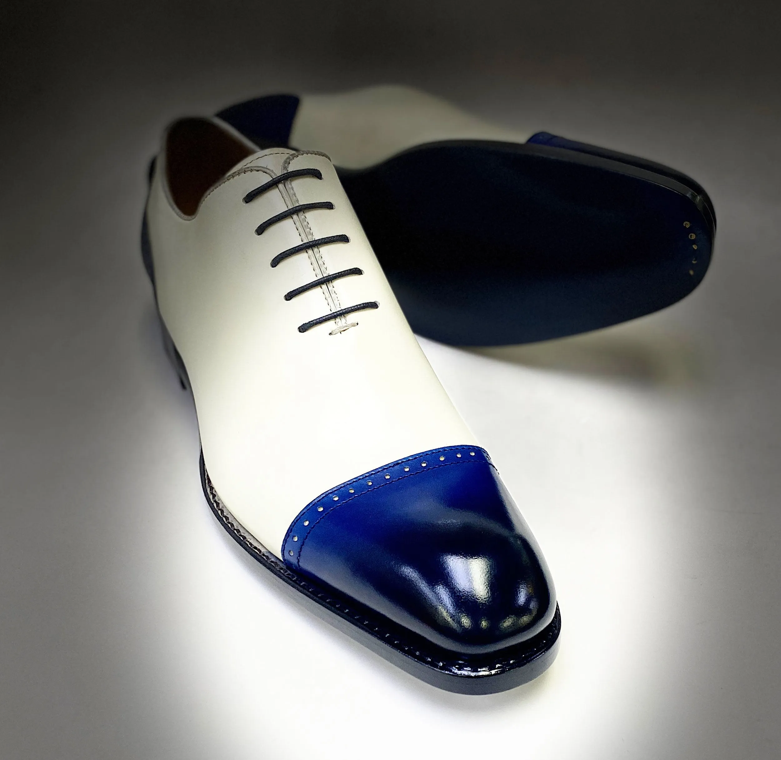 Busy Path Style: Anthony-Blue/Bone