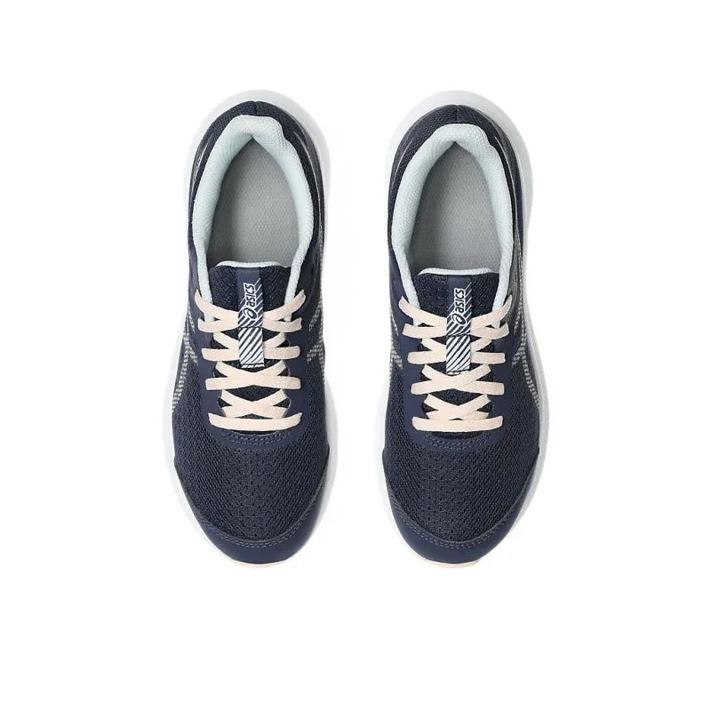 ASICS Patriot 13 GS Kids Running Shoes running in a national park shoes